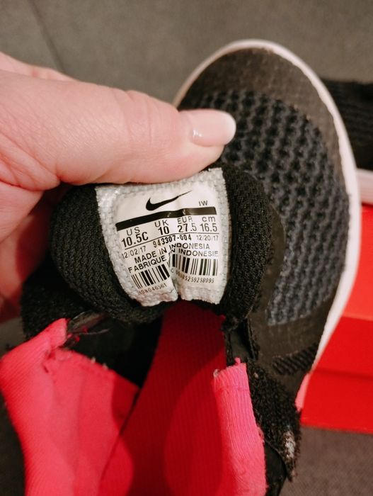 Vând adidași fete, Nike Revolution 4, mărimea 27.5