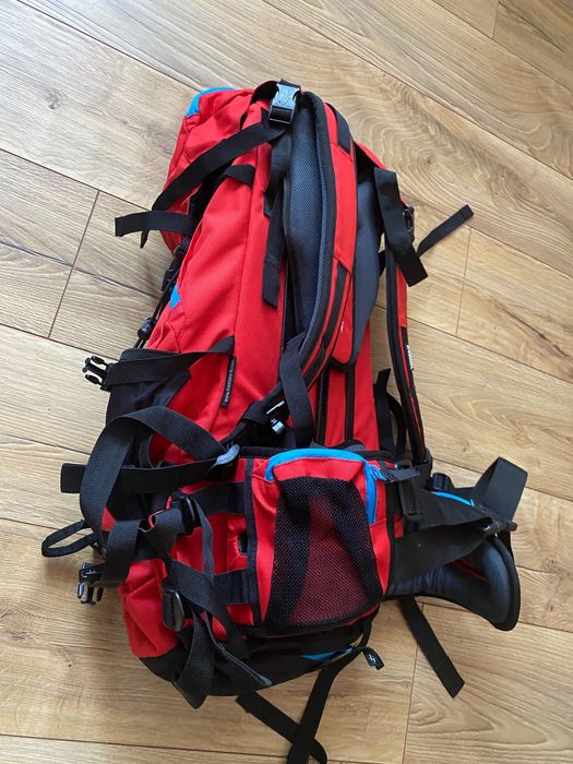 FREETIME AVENTURE 50- r u c s a c pt drumetii , stare foarte buna 50l