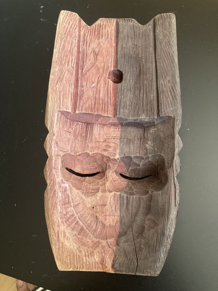 Дървена маска