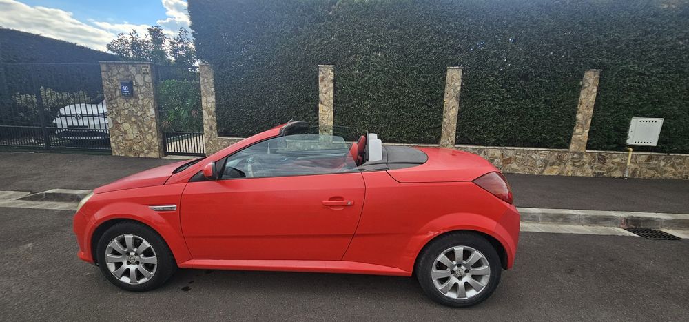 Vand Opel Tigra decapotabil