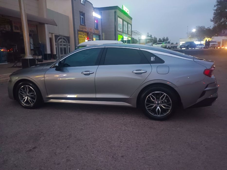 Kia K5 Sorchno Sotiladi