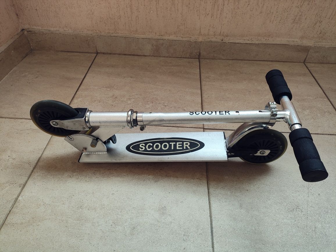 Тронитетки Scooter