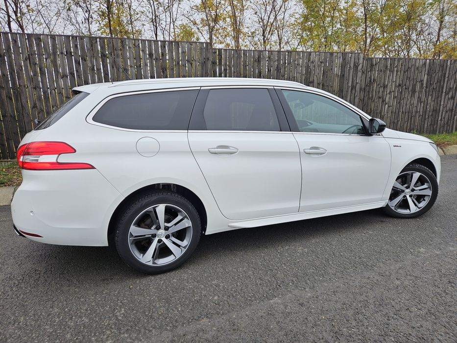 Peugeot 308 GT Line - Model Deosebit - Ireproșabil
