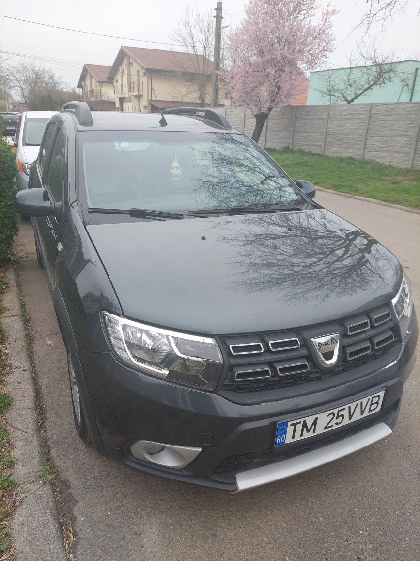 Sandero Stepway, fabricație decembrie 2019, 18000 de km rulati