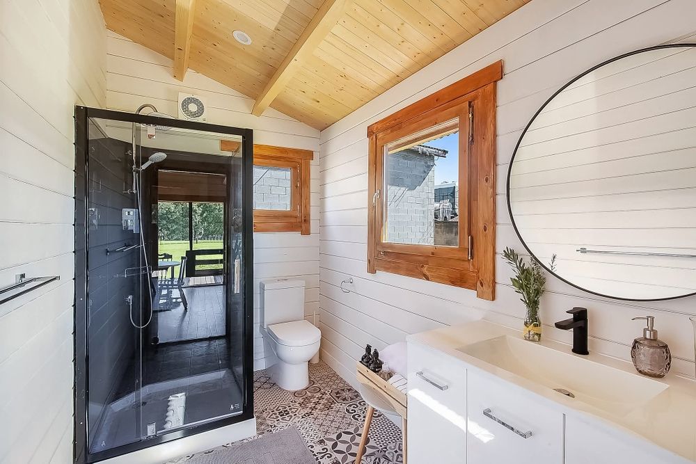 Ai nevoie de o cabană? La noi găsești soluția sună acum pentru ofertă