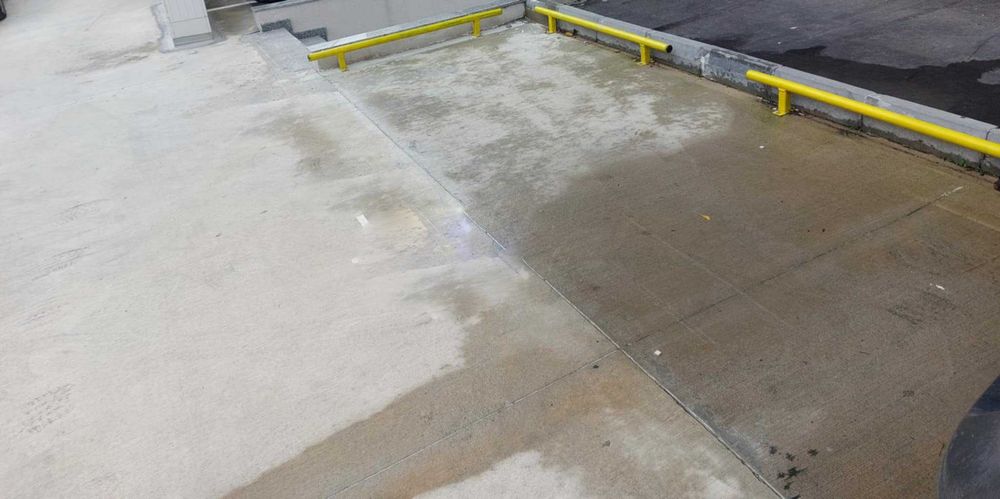 Открито паркомясто