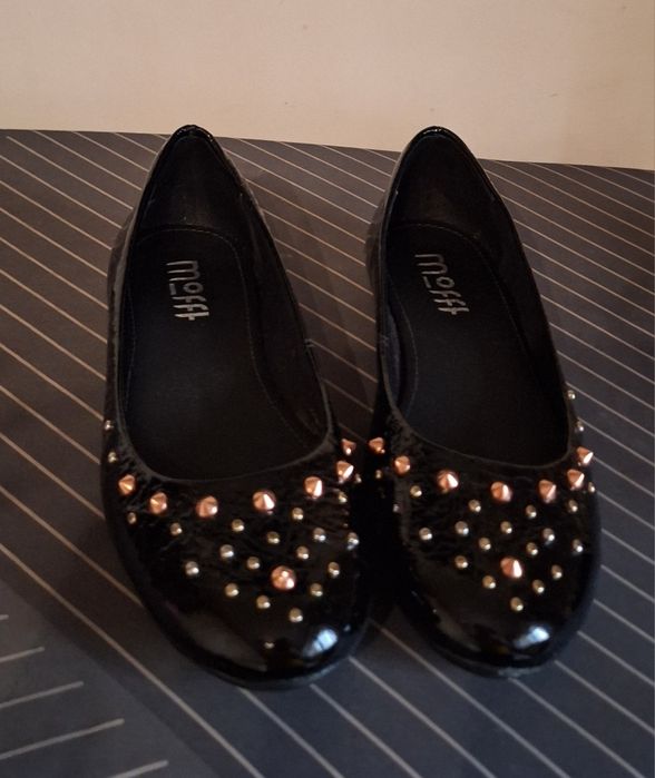 Balerini noi din piele cu tinte Mofft - nr.38