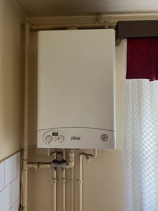 Vand Centrala Ferroli + Calorifere + Tevi Cupru (instalatie completa)