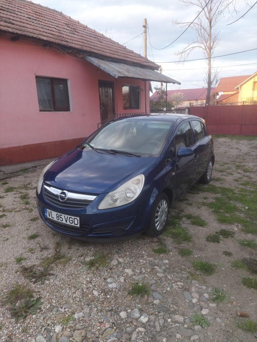 Opel corsa D 1.0