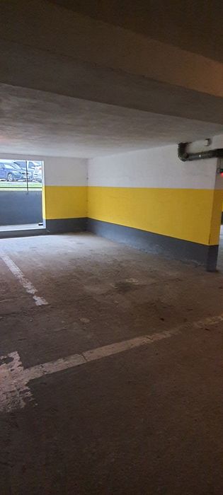 Inchiriez loc de parcare subteran/garaj City residence