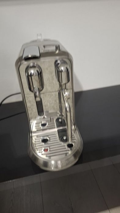 Expresor capsule  Nespresso Creatista plus