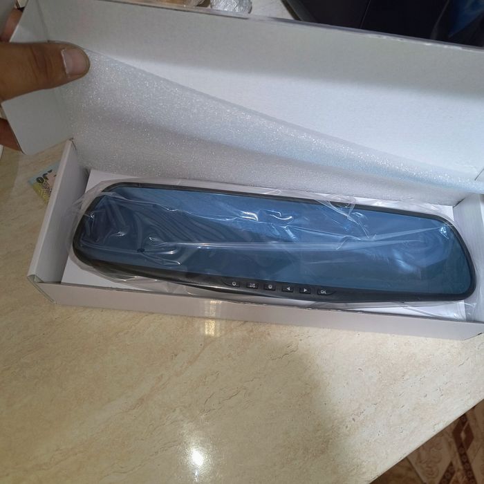 Oglinda retrovizoare  cu camera