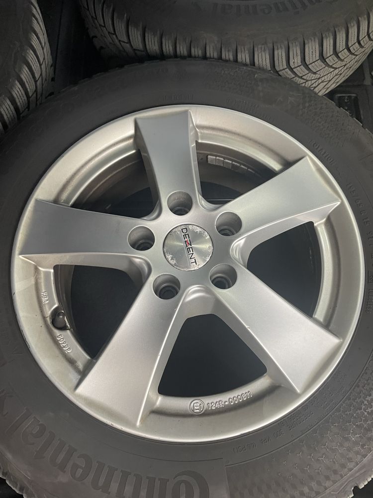 Vand jante Golf/Passat cu anvelope de vara 195/65R15