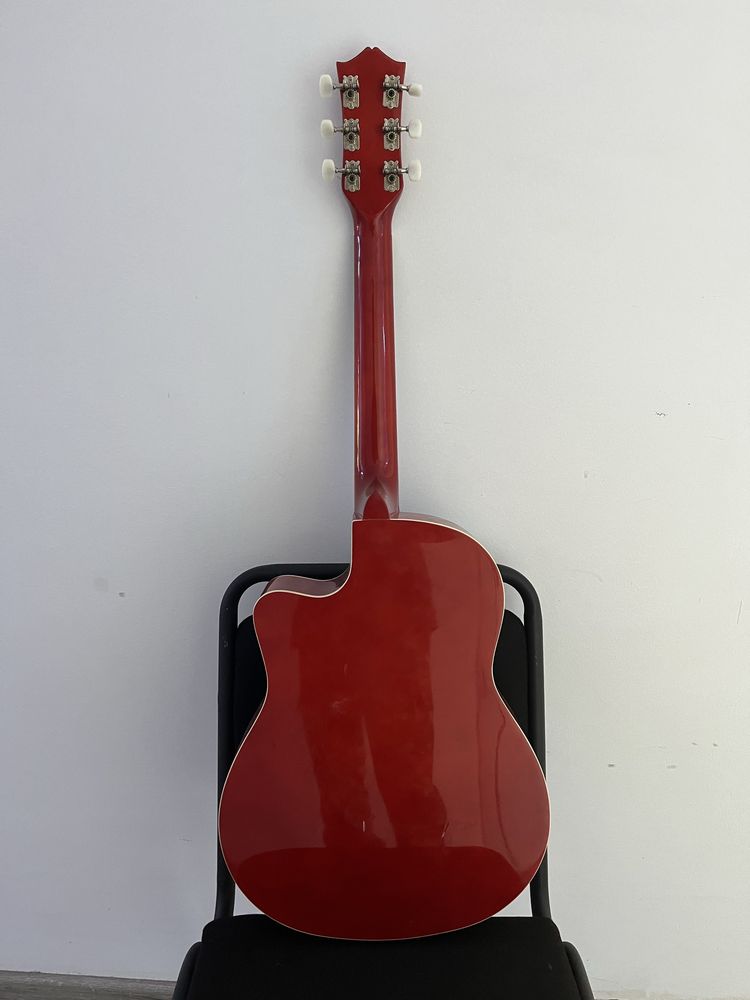 Гитара Agnetha продам недорого с чехлом