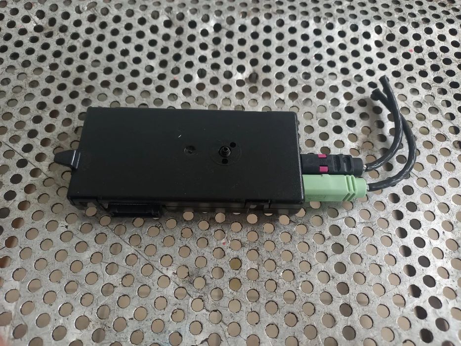 Amplificator Antena Bmw F30 320d Motor N47D20D Cod  - Dezmembrari Arad