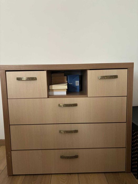 Set dormitor pat, 2 noptiere, comoda