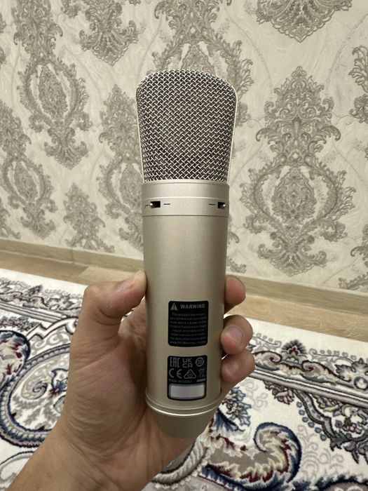 Behringer B2 studia mikrofoni sotiladi