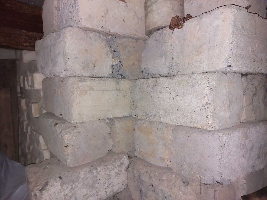 Шлакоблоки б/у..