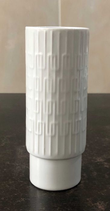 Vaza alba din portelan , PMR Jaeger &Co, Bavaria Germany, anii `60.