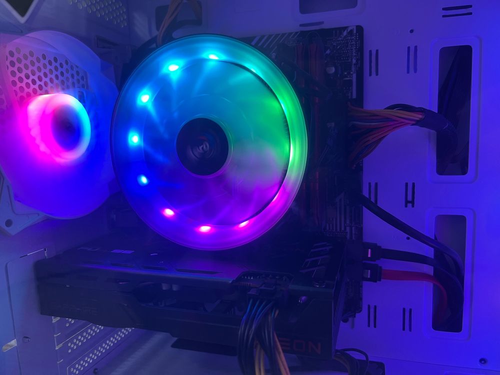 PC gaming i5 10400F, 16gb Ram, RX6600 8gb