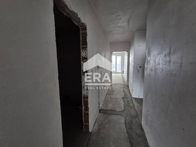 Продава се Тристаен апартамент в Кърджали, Център - 138 кв.м за 1029 €/кв.м - Снимка #5