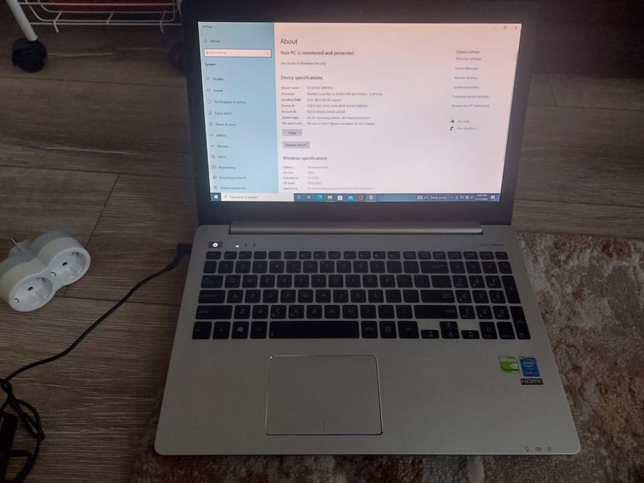 Laptop asus sonic master