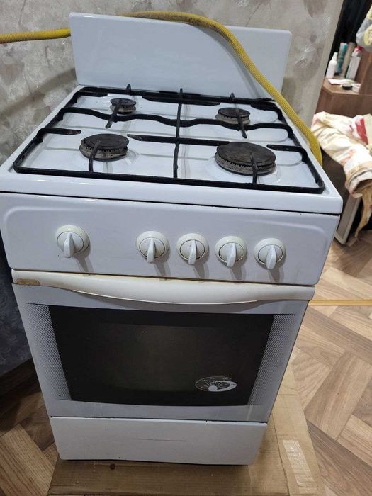Продаётся газовая плита б/у Прибалтика