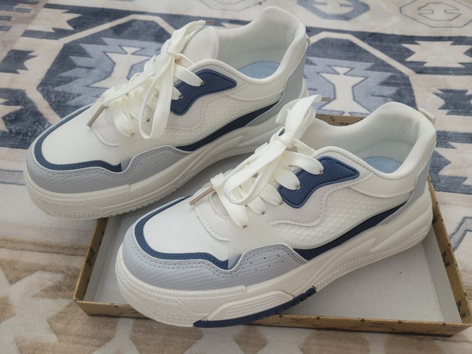 Новые кроссовки!