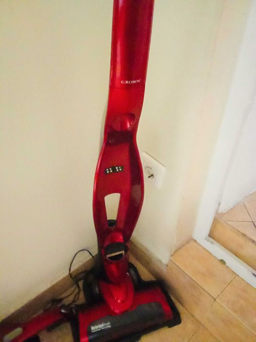 Прахосмукачка Crown - 60 лв.