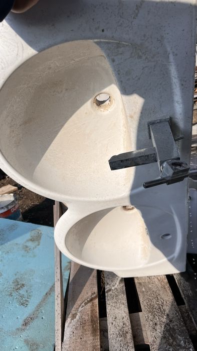 Gratis Donez chiuveta lavoar dublu