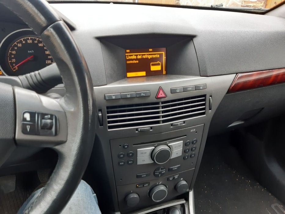 Опел Астра 2006г. Opel Astra 1,7 cdt на части!