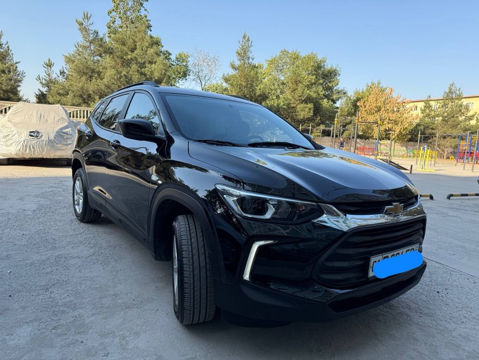 Трекер 2 срочно сотилади