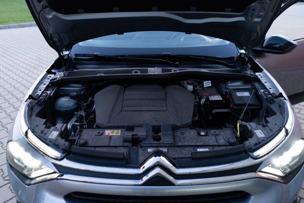 Citroën ë-C4 X – 2023 г., най-високо ниво на
оборудване, като нова!