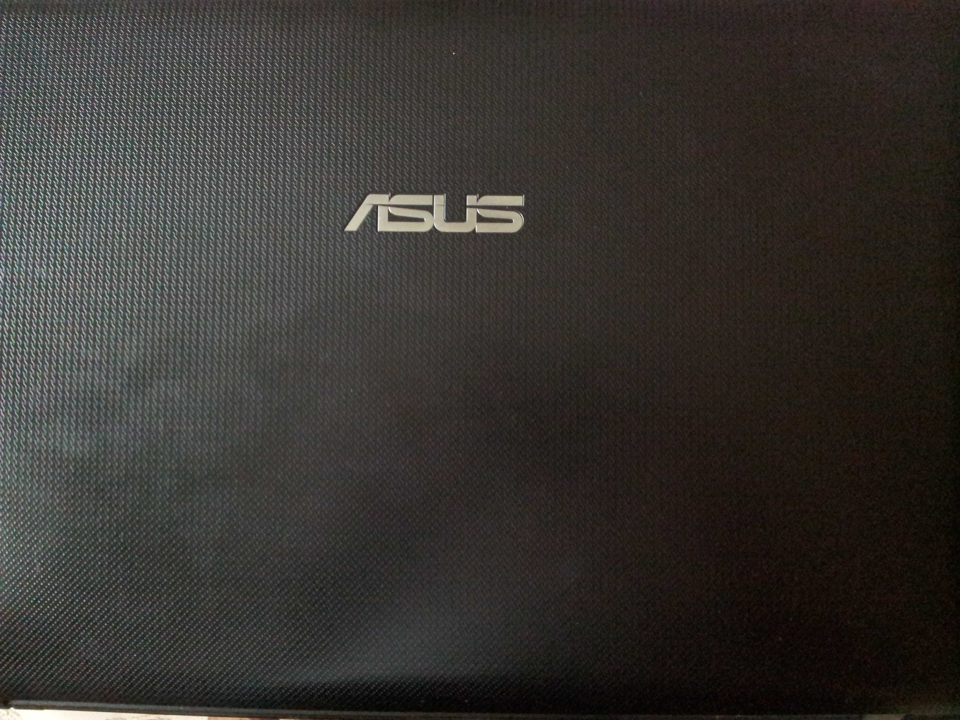 ASUS X54C Intel Core i5 2430m 3.0GHZ ram8GB хард640gb