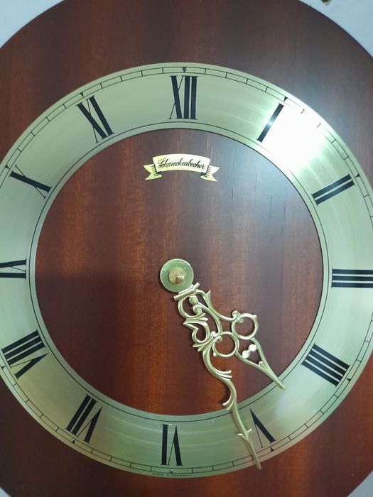 Vând ceas mecanic cu pendul