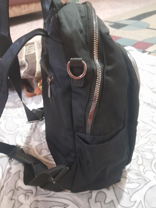 Продам рюкзак почти новый