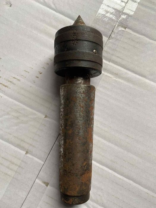 Vand con vârf strung