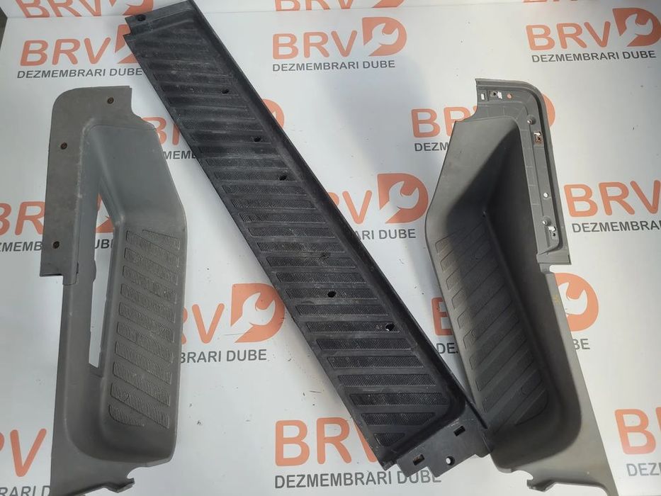 Scarita culisanta / fata pentru Mercedes Sprinter Euro 4 / Euro 5 (200