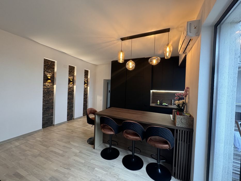 Apartament 3 camere pacii