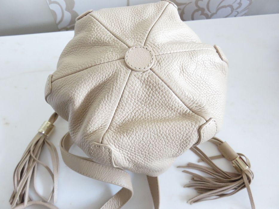 Чанта See by Chloе small Vicki bucket bag, нова