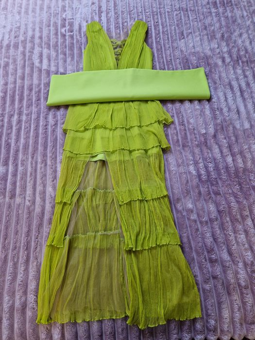 Rochie elegantă verde lime – mărime S, stare excelentă