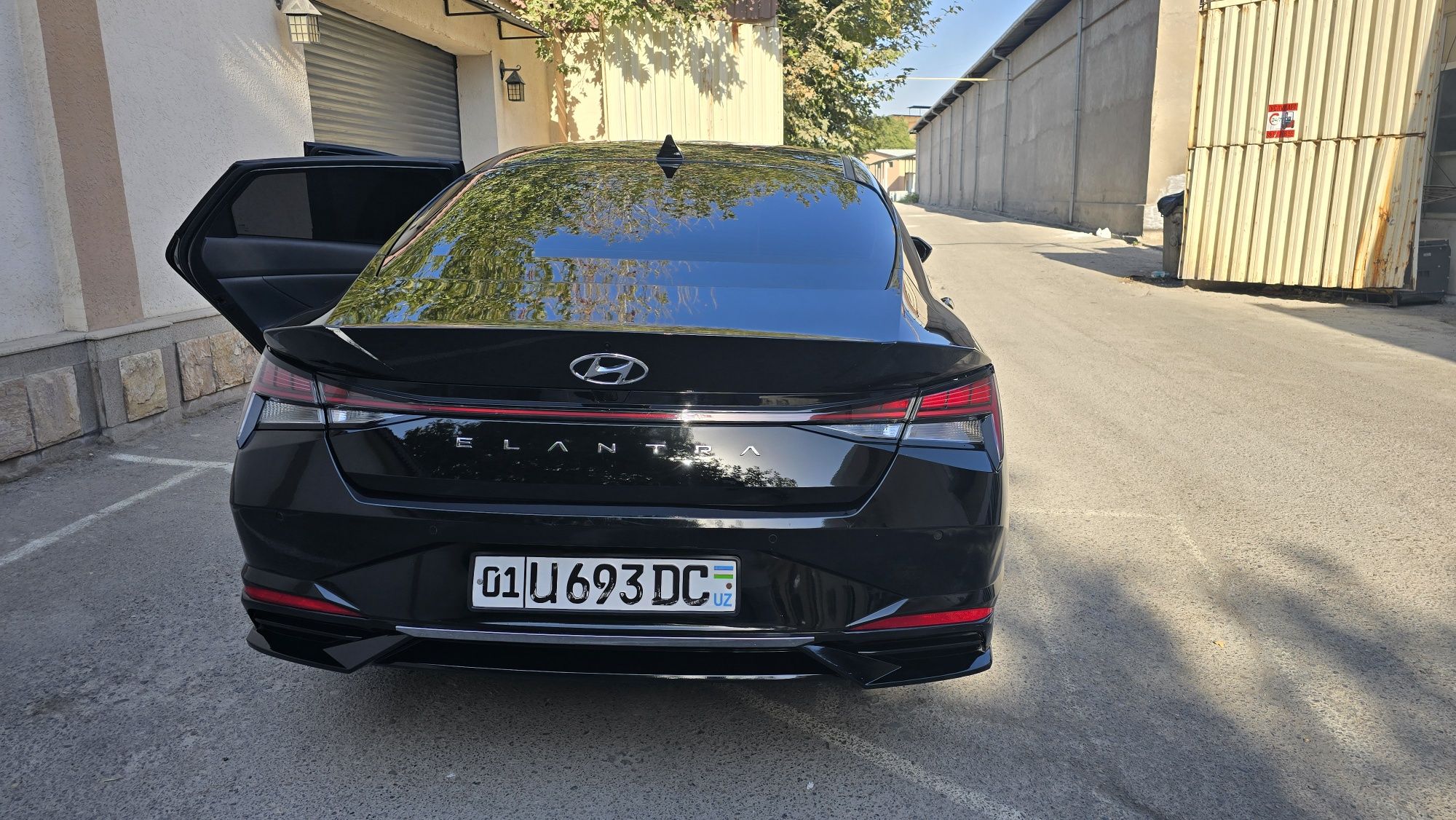 Hyundai Elantra 2022