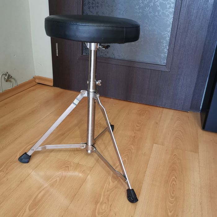 Столче за барабани