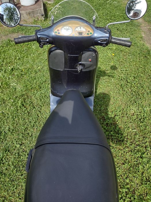 Piaggio Vespa et4, 125cc