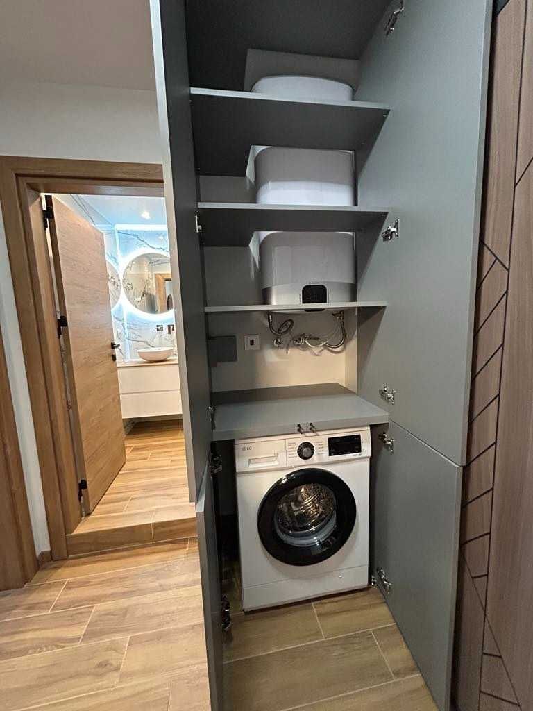 Дава се под наем Двустаен апартамент в Пловдив, Център - 75 кв.м за 510 € - Снимка #12