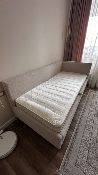 Детская кровать в отличном состоянии + матрас ортопед в подарок