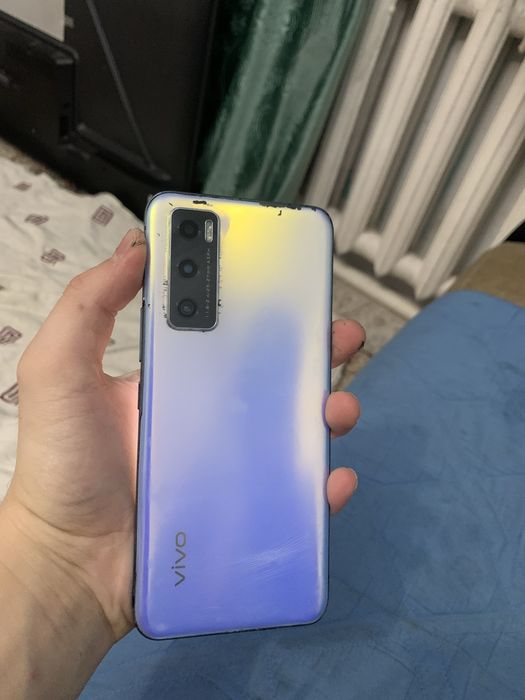 Продам vivo V20se 128gb 8gb