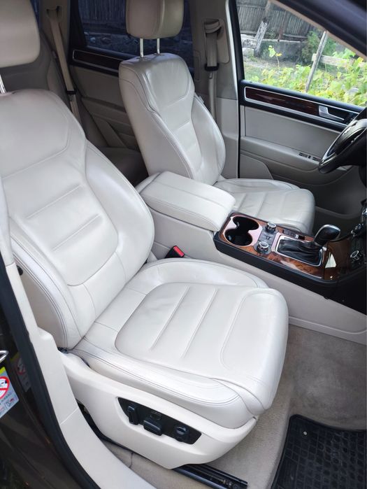 Touareg 3.0TDI 4x4 (casa) variante doar cu BMW