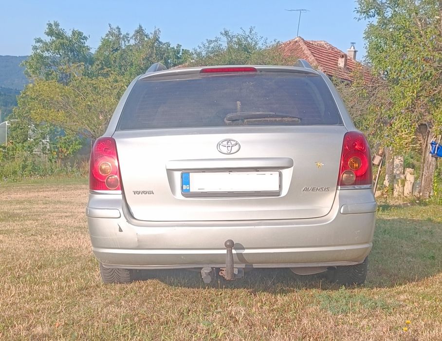 Toyota Avensis T25