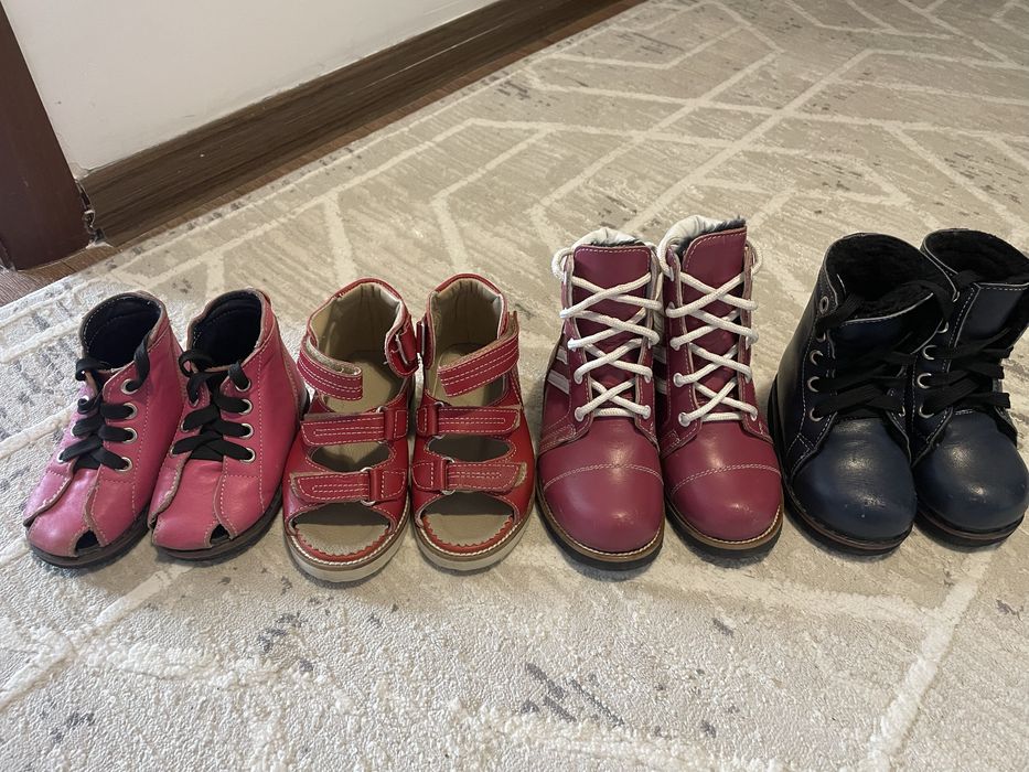 Отдам даром ортопедическую обувь